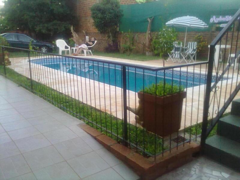 Residencial Azaleas Place Puerto Iguazú Eksteriør billede